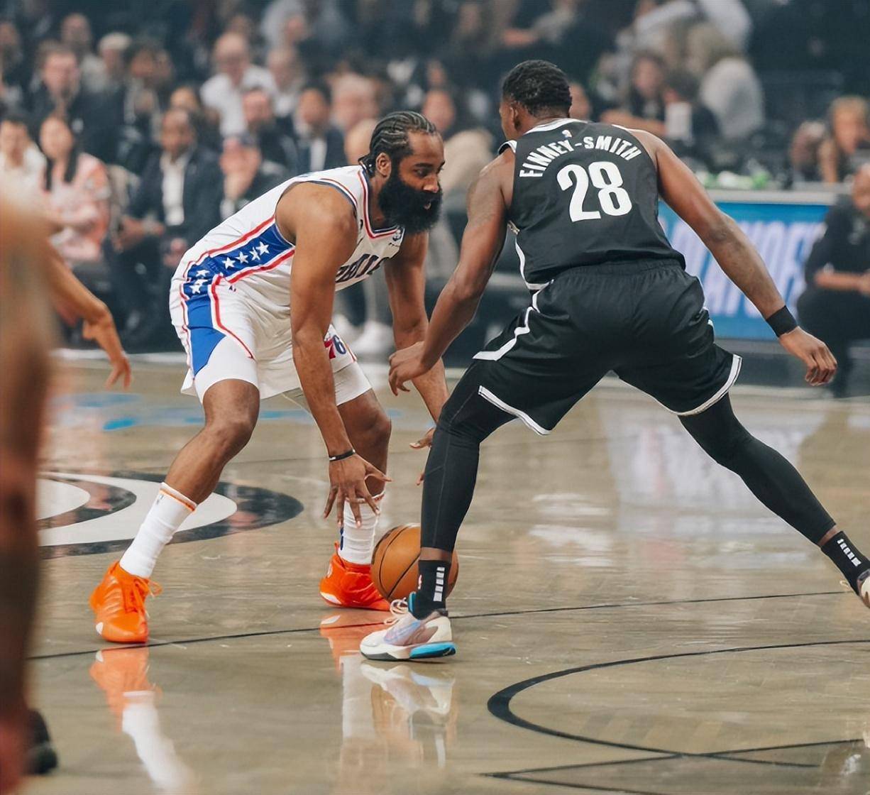 刚刚！拜仁慕尼黑手感冰凉备战意大利杯今晚山东男篮调整名单以备NBA常规赛，风云突变纽约尼克斯清晨完成体检的简单介绍